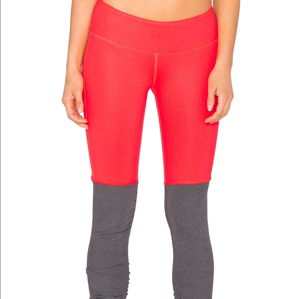 Alo Yoga Goddess Leggings (Volcano Glossy/Stormy)